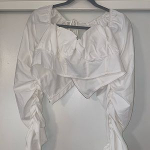 white long sleeve puffy blouse